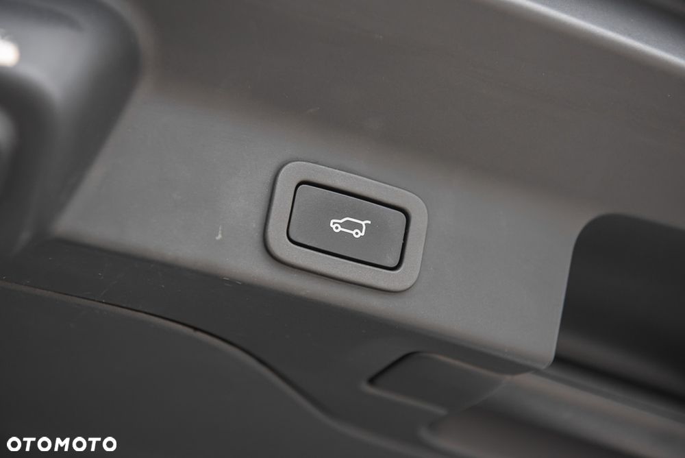 Jaguar F-Pace 2.0 i4D AWD Prestige - 34