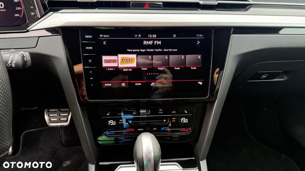 Volkswagen Arteon 2.0 TDI SCR 4Motion DSG R-Line - 30