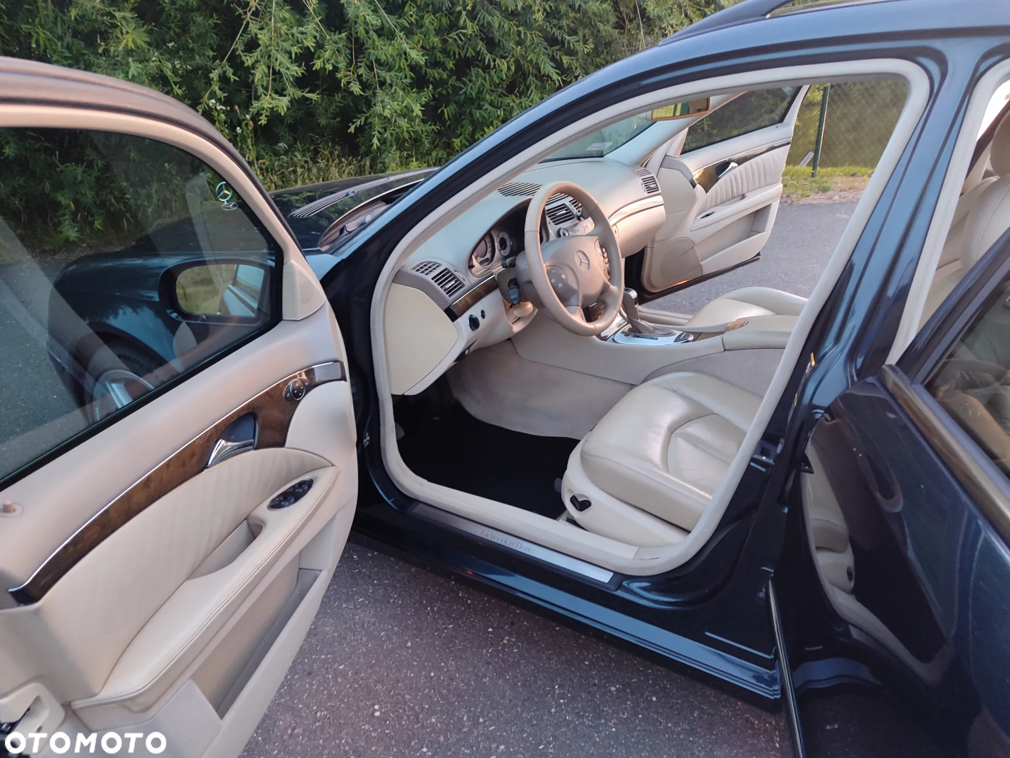 Mercedes-Benz Klasa E - 9