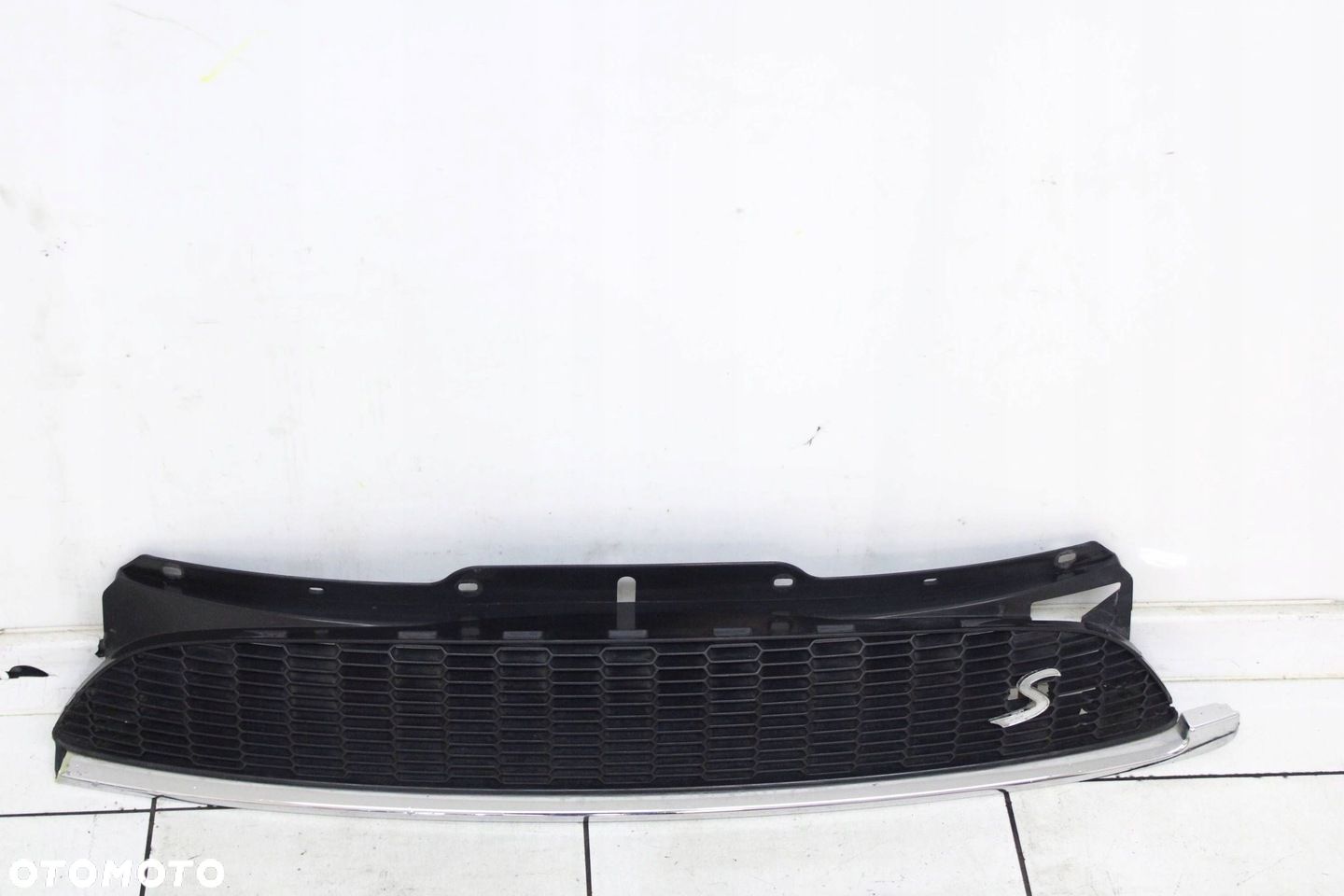 MINI COOPER ONE S R56 06R- GRILL ATRAPA CHŁODNICY BENZYNA - 1