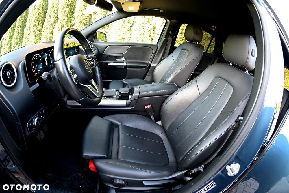 Mercedes-Benz GLA 200 d 8G-DCT Special Edition - 18