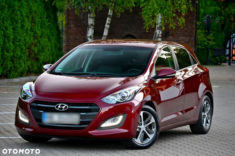 Hyundai i30 blue 1.6 GDI YES Gold - 3
