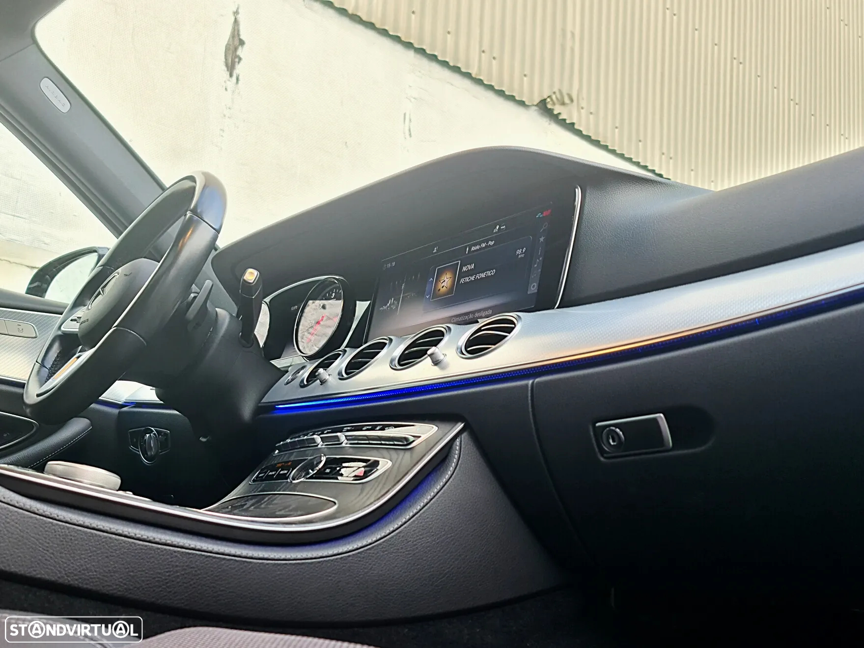 Mercedes-Benz E 300 de Avantgarde - 16