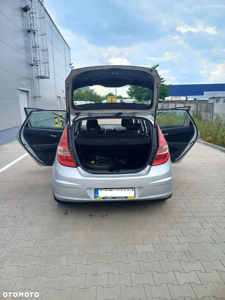 Hyundai i30 - 23
