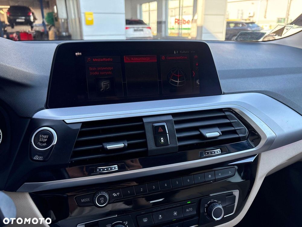 BMW X3 xDrive20i - 22