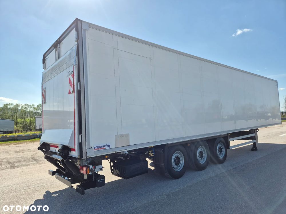 Schmitz Cargobull CARRIER MAXIMA 1300 / WINDA / DOPPEL STOCK / ŚCIANA GRODZIOWA / KWIATÓWKA / BELKI / PODNOSZONA OŚ / z Niemiec / TOP STAN 2011/ CARRIER CHŁODNIA CHLODNIA LODÓWKA PODWÓJNY ZAŁADUNEK PIĘTROWA - 31