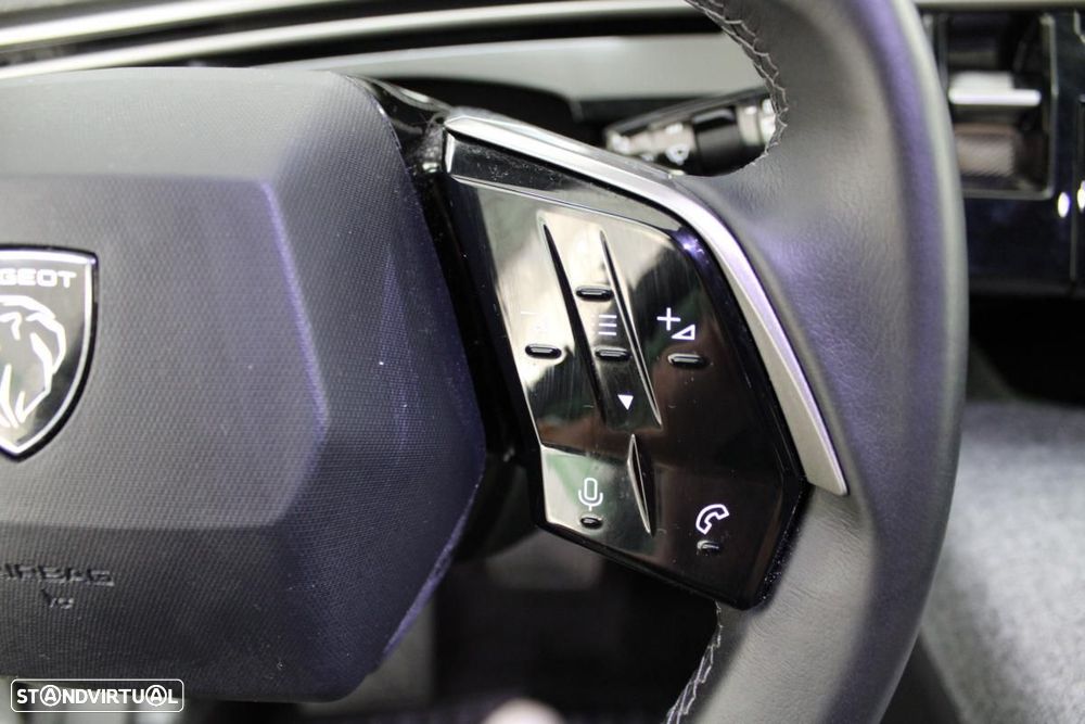 Peugeot E-5008 210 Allure Business - 22