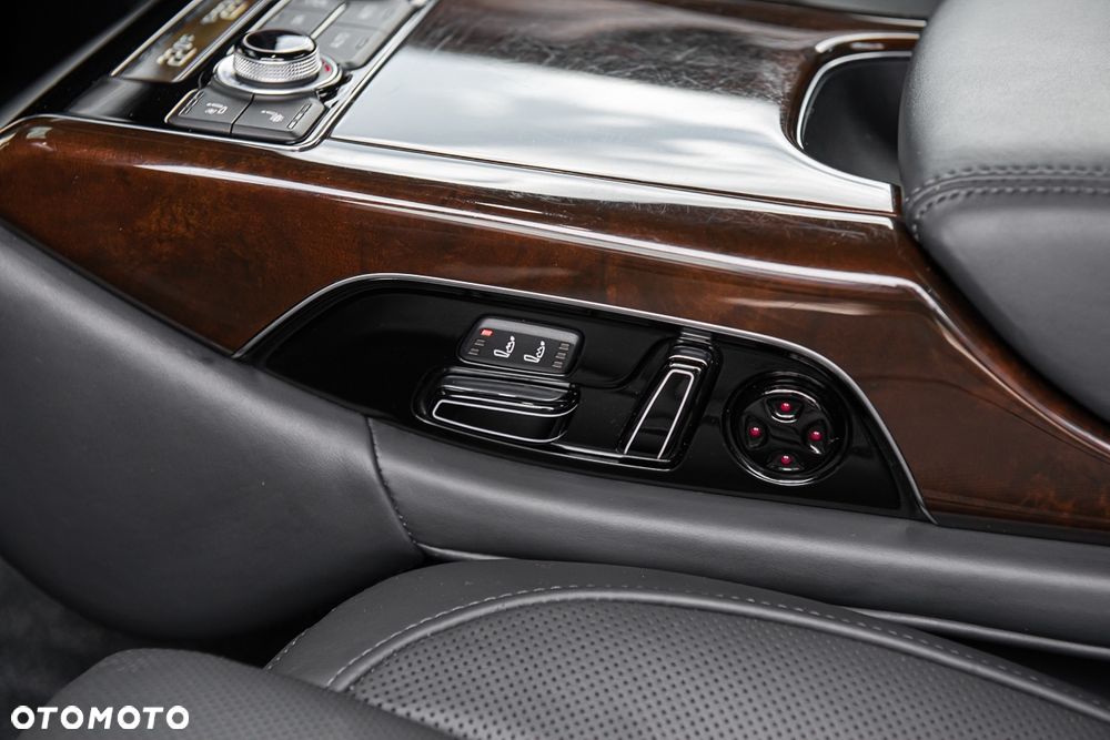 Audi A8 4.2 TDI clean diesel L Quattro - 33