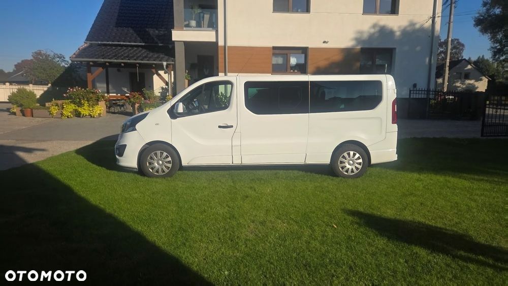 Opel Vivaro - 9