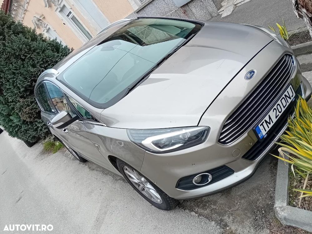 Ford S-Max 2.0 TDCi Powershift Titanium - 1