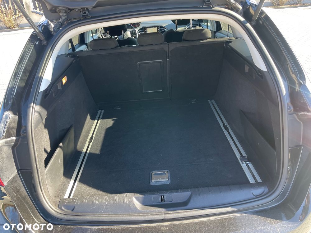 Peugeot 308 1.6 BlueHDi Allure S&S - 11