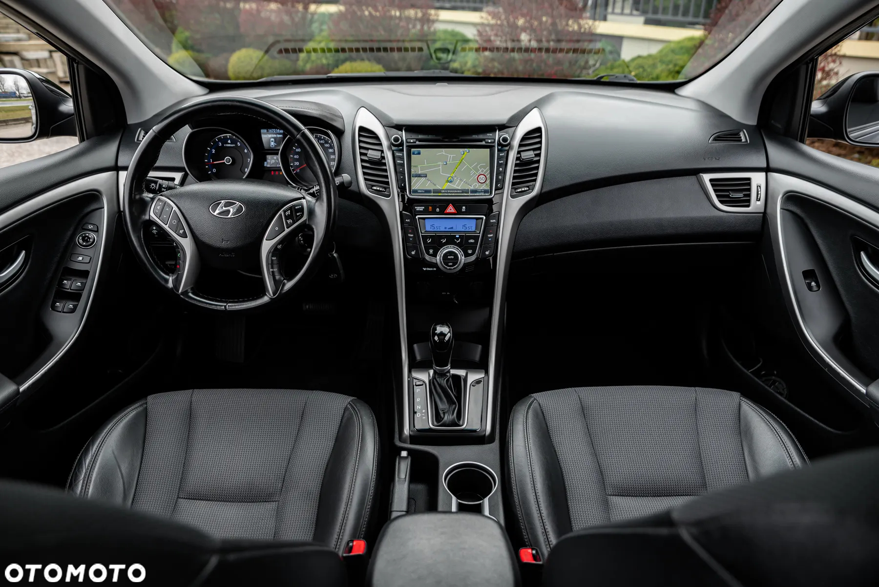 Hyundai i30 1.6 GDI BlueDrive Premium DCT - 38