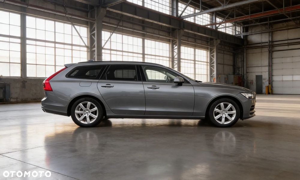 Volvo V90 D4 Kinetic - 4