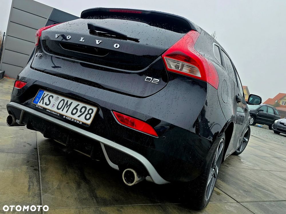 Volvo V40 D2 R Design - 21