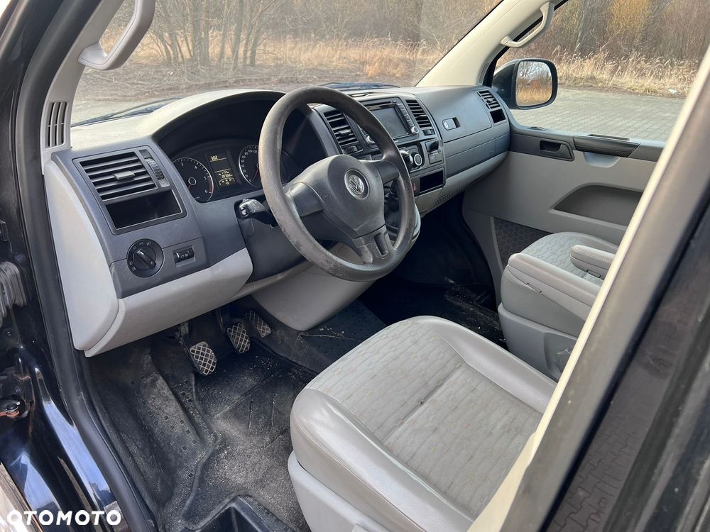 Volkswagen Transporter T5 - 18