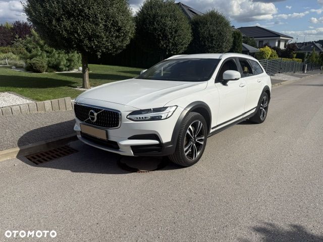Volvo V90 D5 AWD Momentum - 3