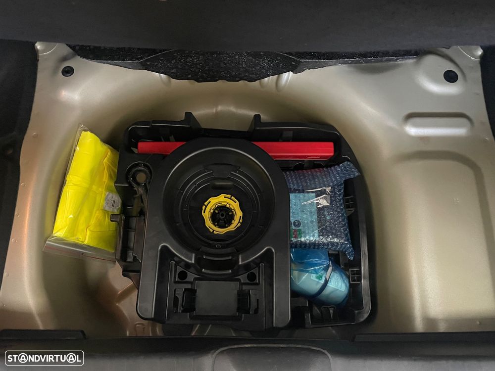 Peugeot 208 PureTech 82 Active - 27