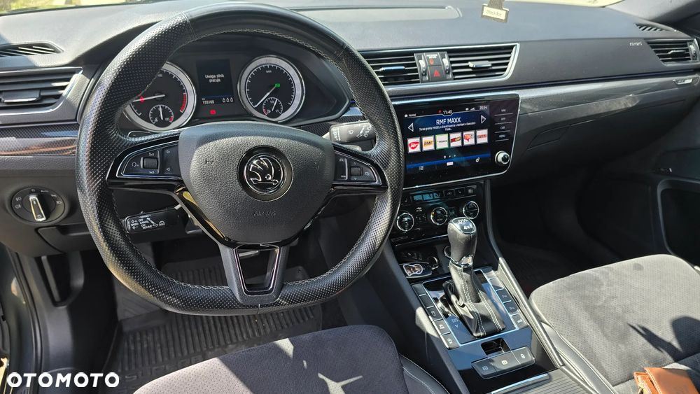 Skoda Superb 2.0 TDI SCR 4x4 Sportline DSG - 2