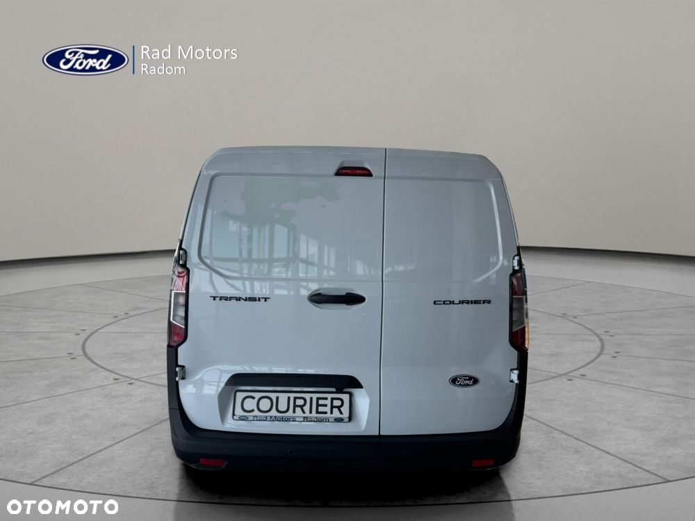 Ford Transit Courier - 4