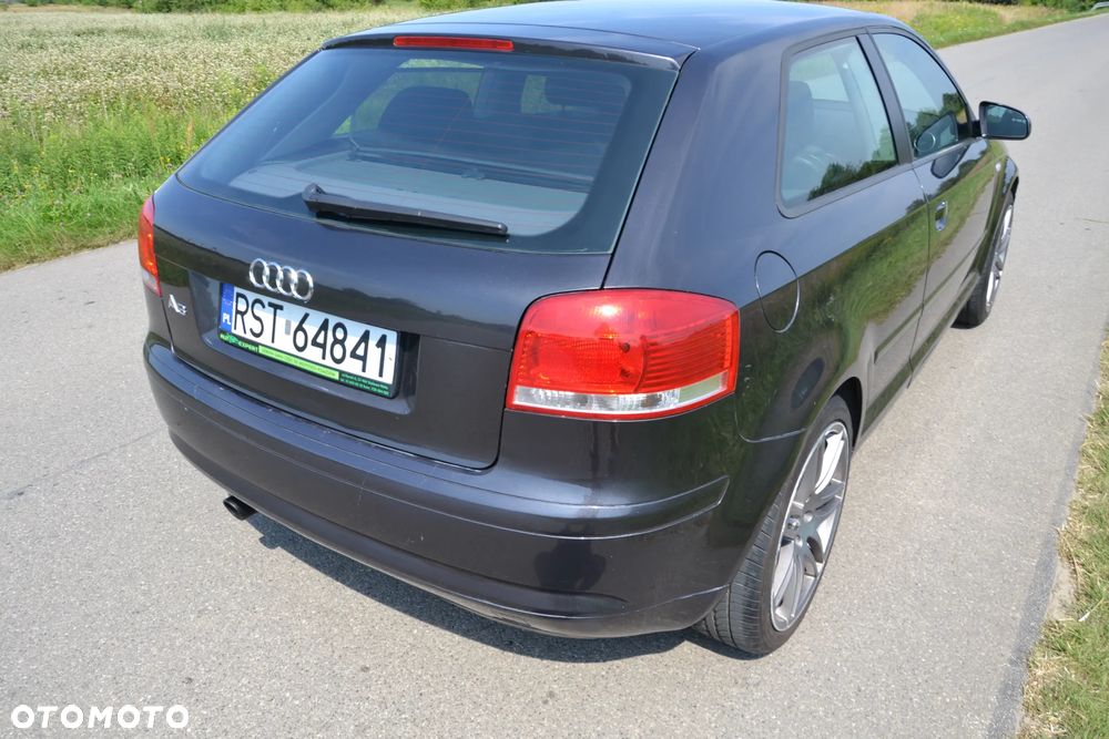 Audi A3 3-drzwiowe 1.6 S Line Sportpaket plus - 12