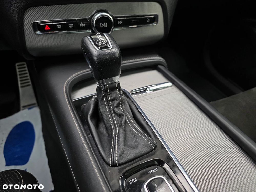 Volvo XC 90 T6 AWD Geartronic RDesign - 18