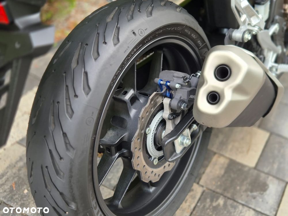 Honda CB - 22