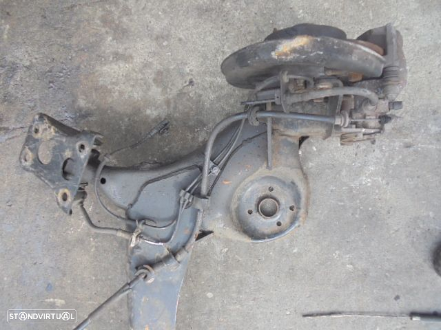 Eixo 00507032470 FIAT STILO SW 2003 1.6 16V 105CV 5P PRETO TRÁS DISCOS ABS SEM BOMBITE ESQUERDO - 3