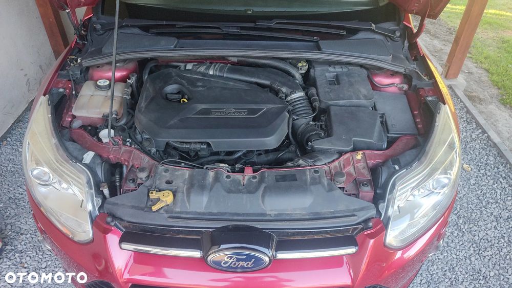 Ford Focus 1.6 EcoBoost Titanium - 9