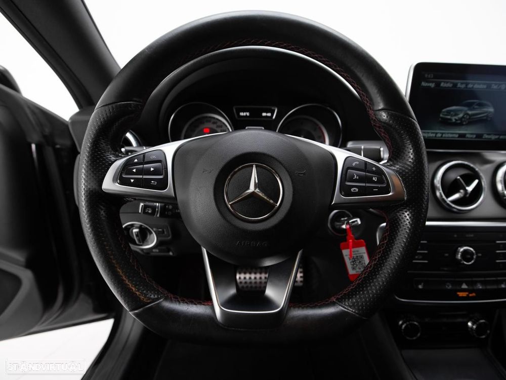 Mercedes-Benz CLA 200 — fotografia 15