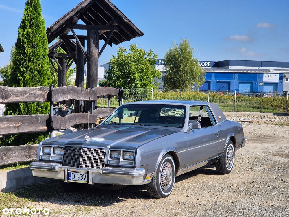 Buick Riviera - 26