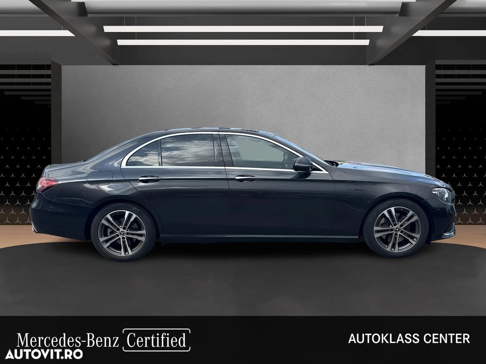 Mercedes-Benz E 220 d 4Matic T 9G-TRONIC Avantgarde - 6