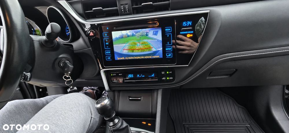 Toyota Auris - 9