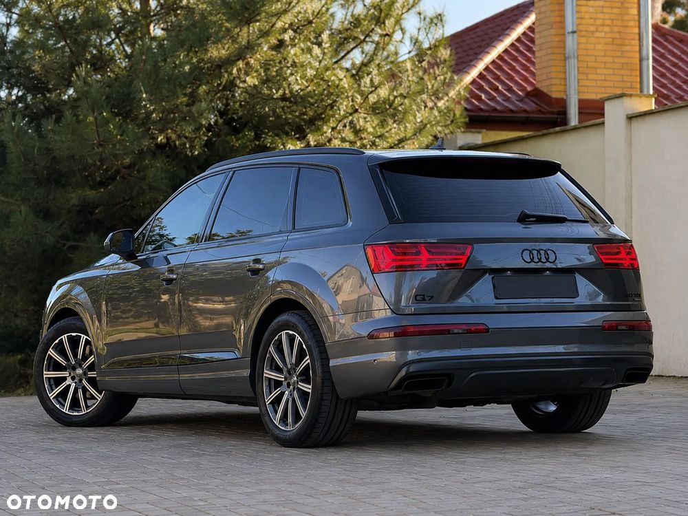 Audi Q7 - 5