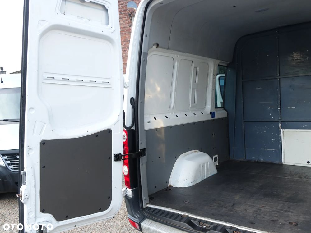 Volkswagen Crafter 5-osobowy Brygadówka + bagażnik dachowy - 17