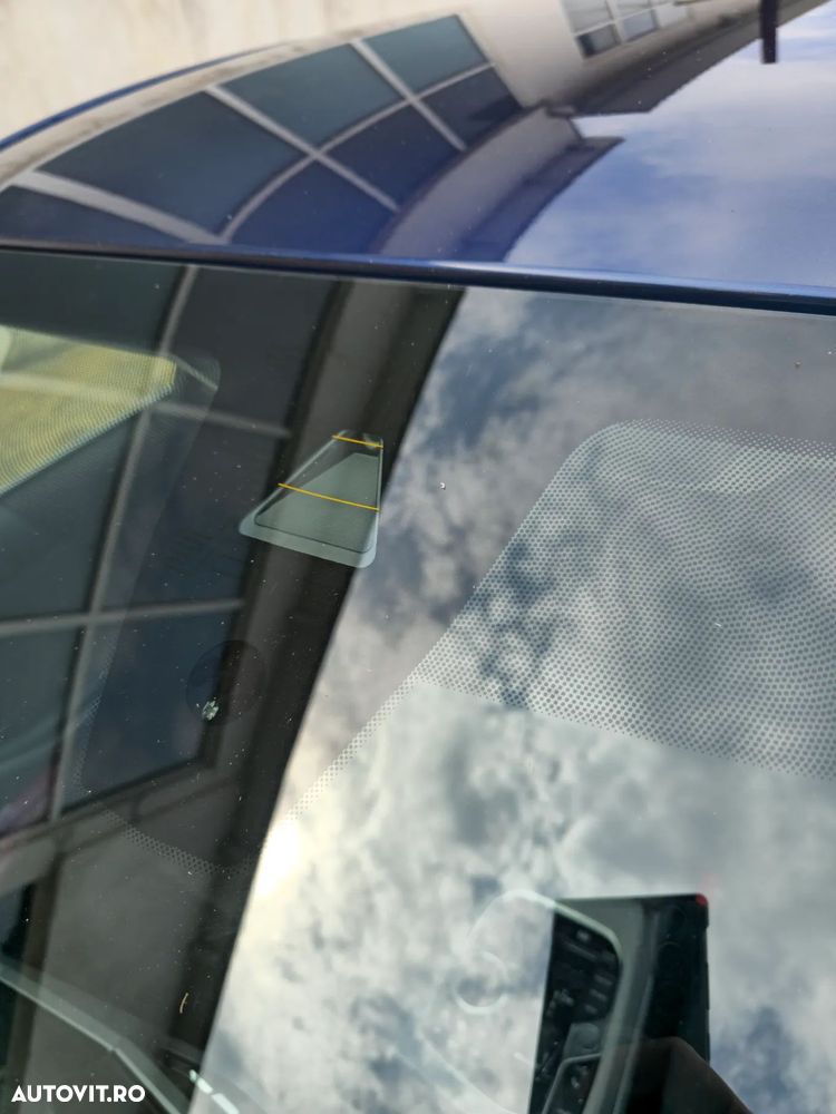 BMW Seria 3 320d xDrive AT MHEV - 10