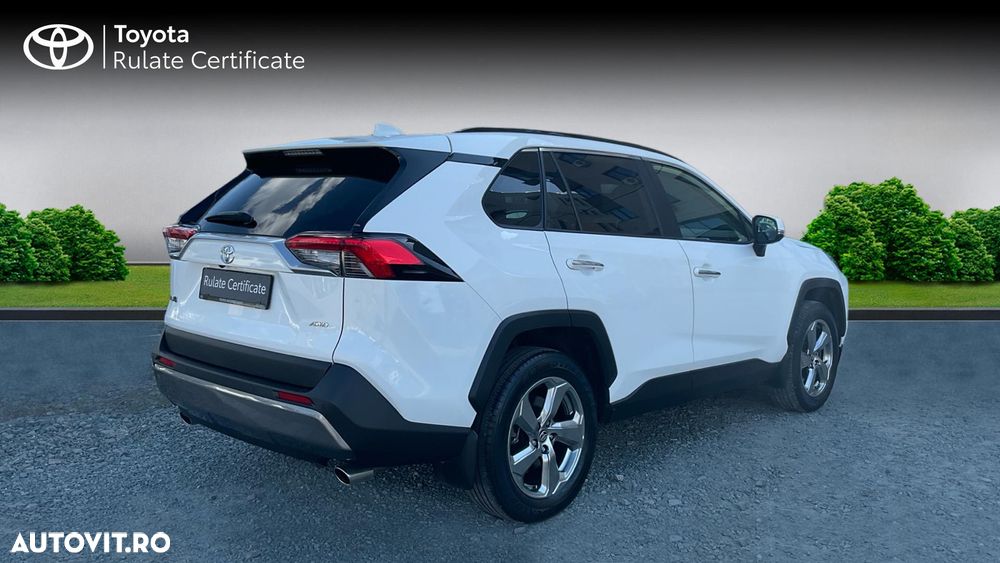 Toyota RAV4 2.0P CVT AWD Luxury - 19