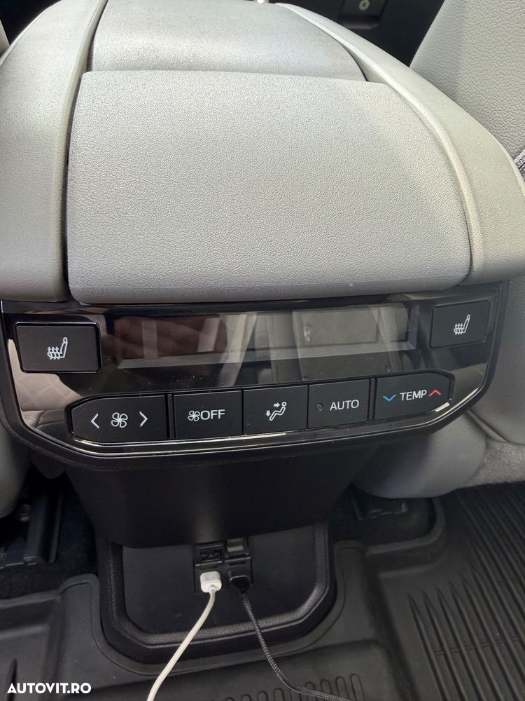 Toyota Highlander 2.5 L Dynamic Force 248CP Luxury Pearly - 19