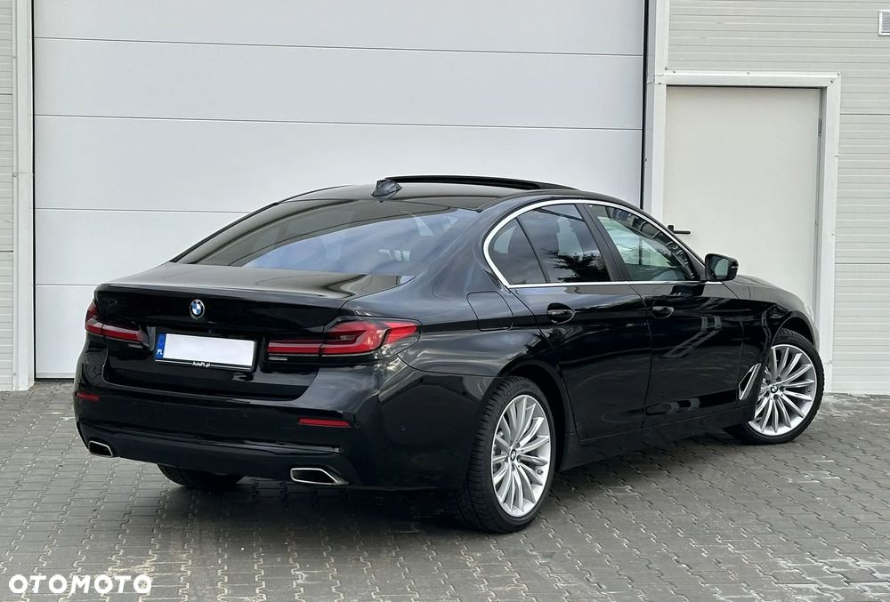 BMW Seria 5 520d xDrive Sport - 5