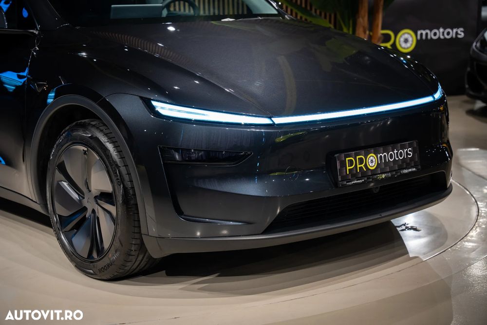 Tesla Model Y Long Range RWD - 19