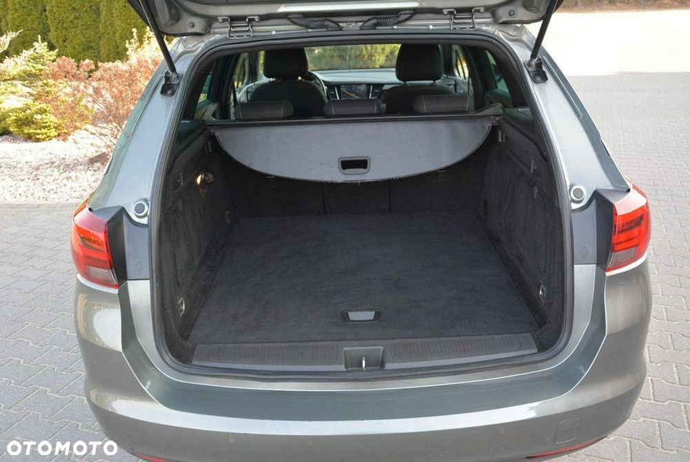 Opel Astra 1.4 Turbo Dynamic - 32