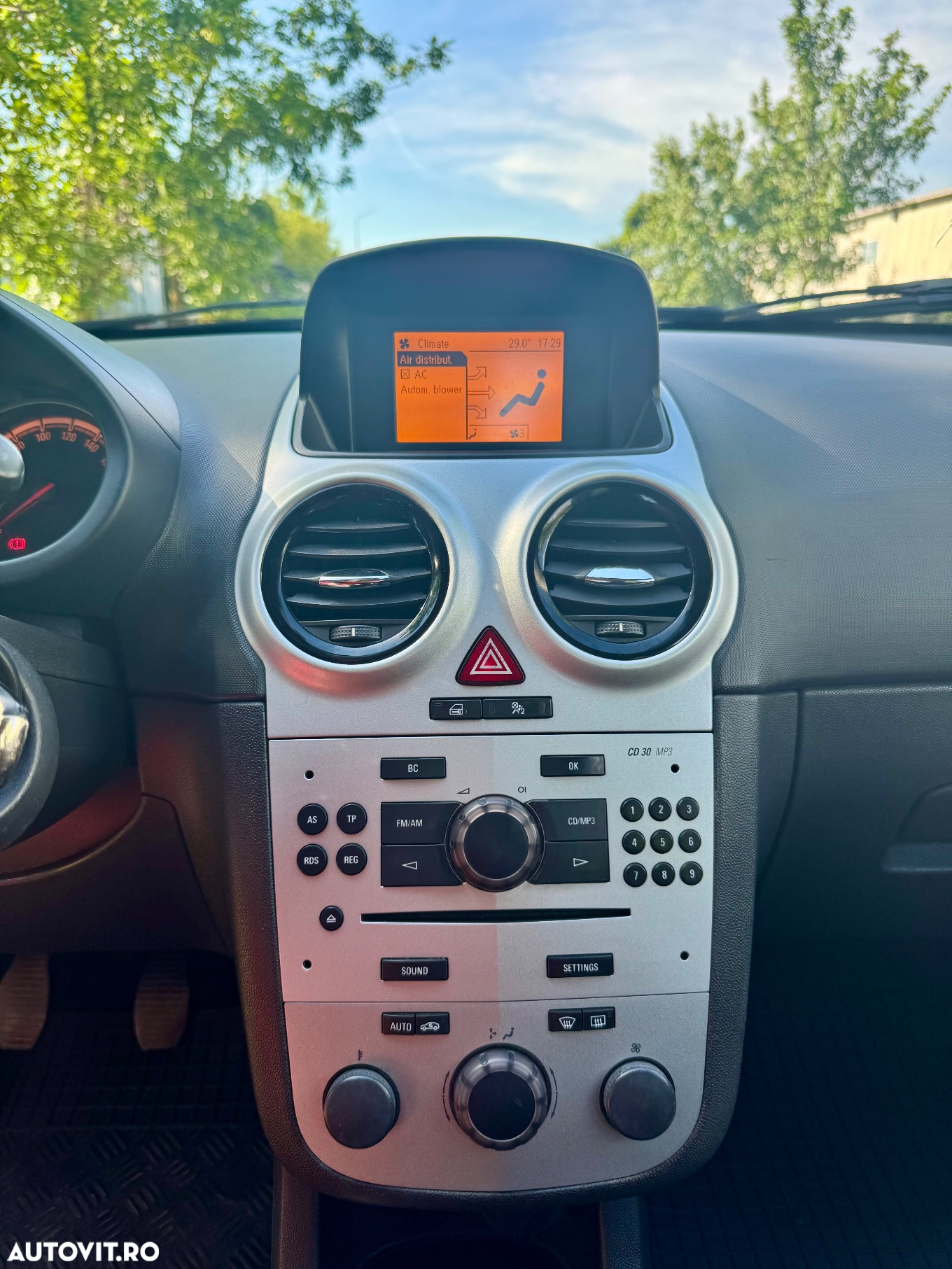Opel Corsa - 11