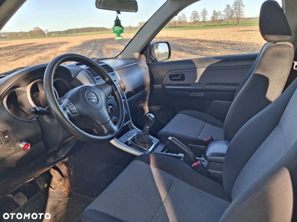 Suzuki Grand Vitara 1.9 DDiS Comfort - 15