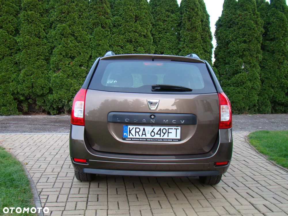 Dacia Logan 0.9 TCE SL Celebration - 9