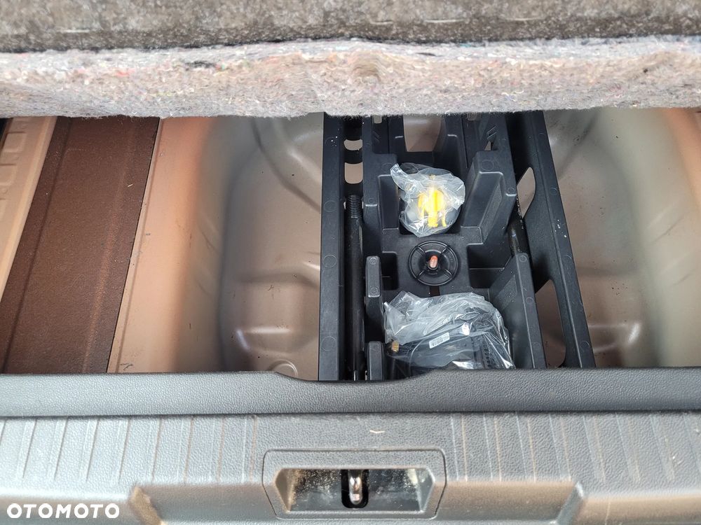Renault Captur 0.9 Energy TCe XMOD EU6 - 11