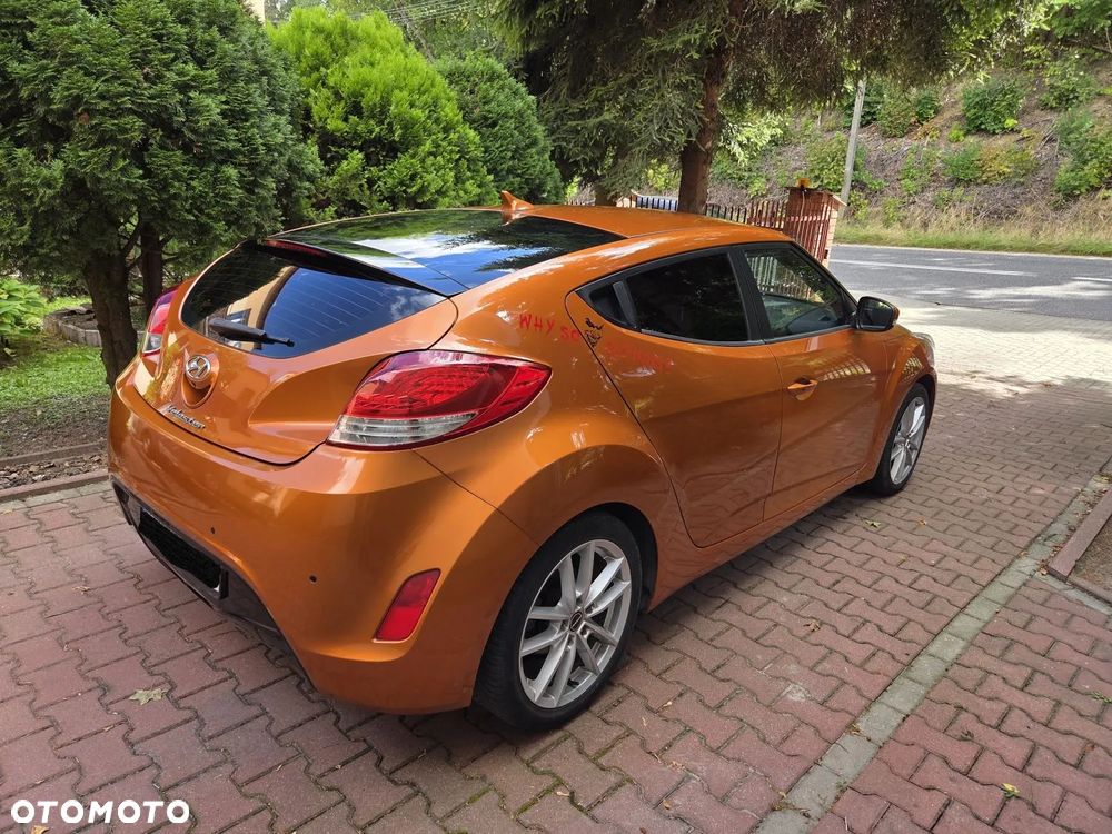 Hyundai Veloster 1.6 GDI Comfort - 7