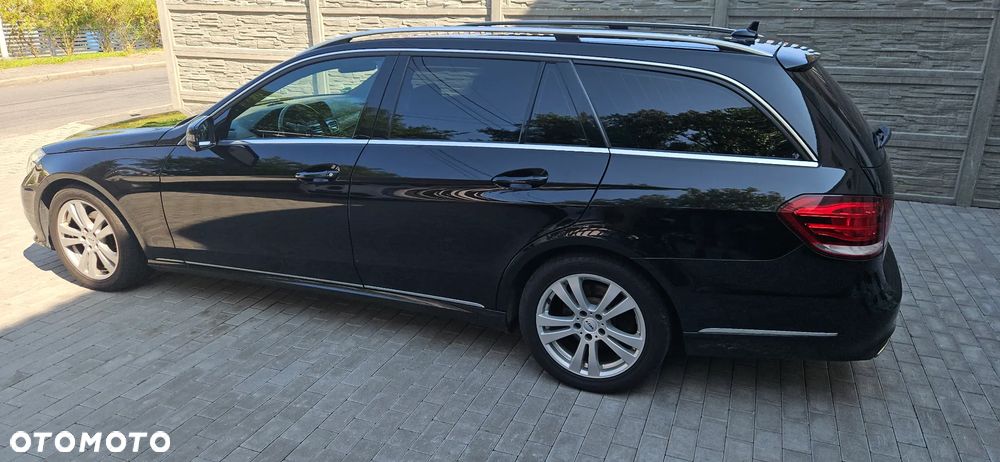 Mercedes-Benz Klasa E 220 BlueTEC 9G-TRONIC Elegance - 6