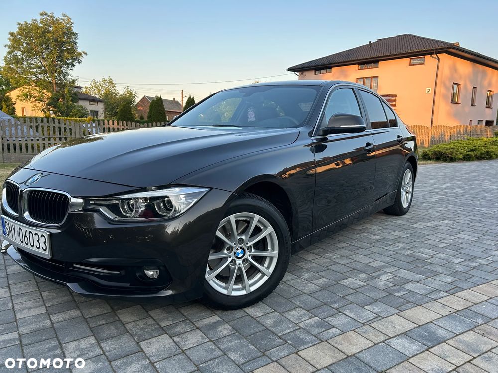 BMW Seria 3 320d Luxury Line - 1