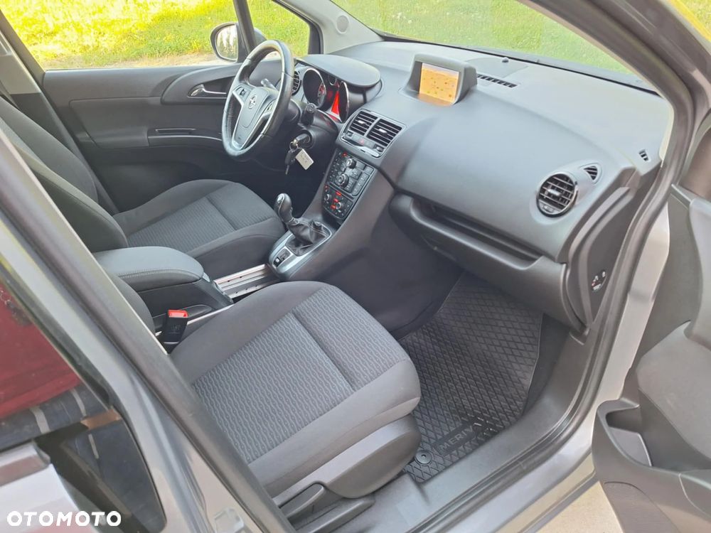 Opel Meriva 1.4 T Cosmo S&S - 10