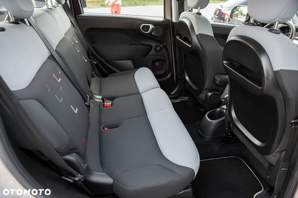 Fiat 500L 1.4 T-Jet 16V Lounge - 19