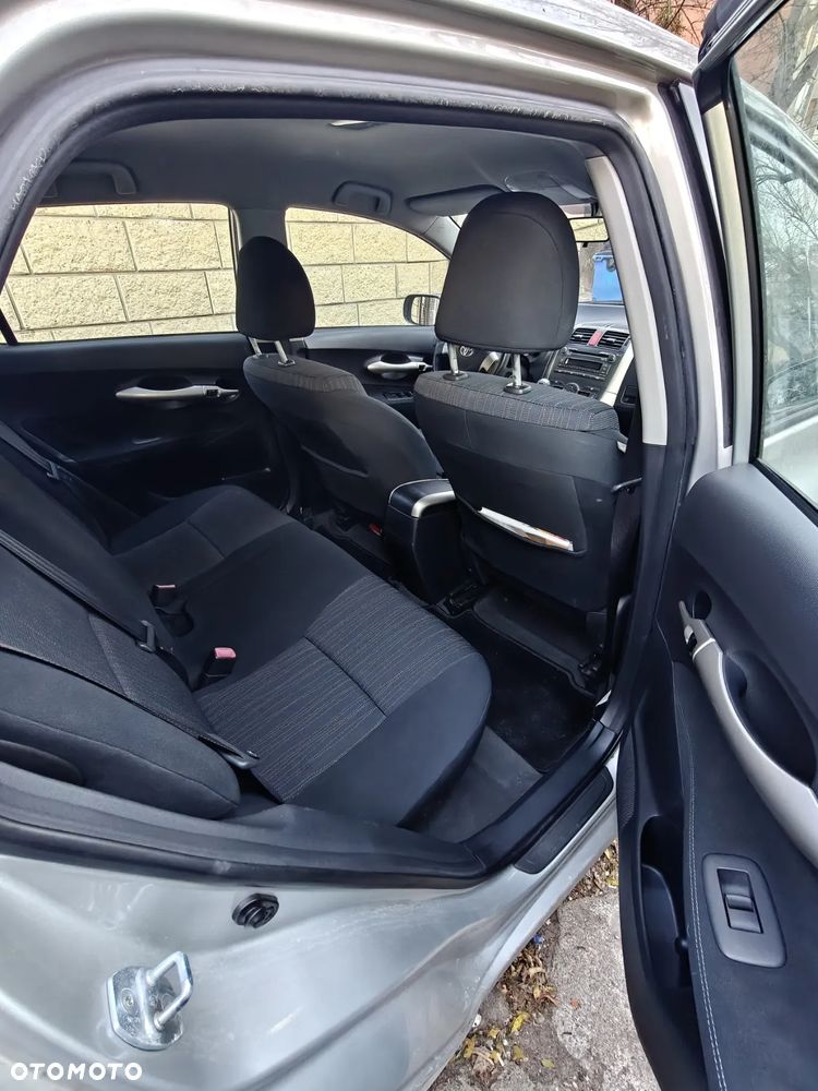 Toyota Auris 1.33 VVT-i Life - 13